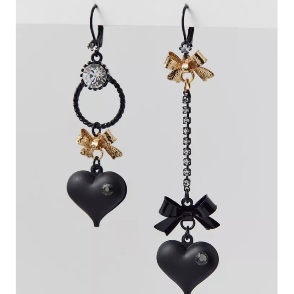 Betsey Johnson Asymmetrical Black Heart Bubble Earrings